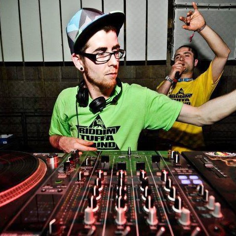 Riddim Tuffa